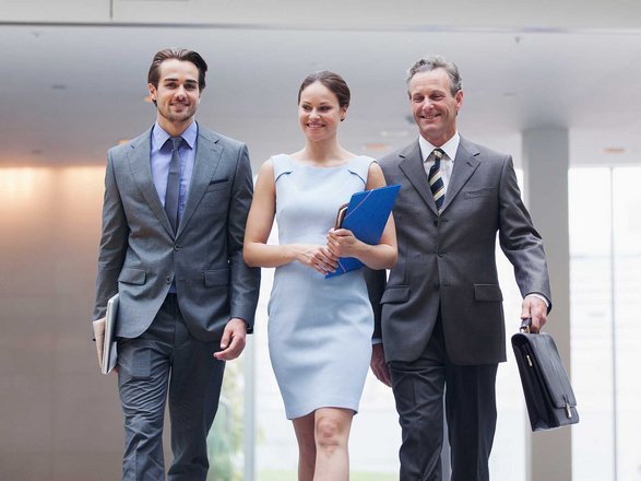 C-Level Fuehrungskraefte, vorstand, kontrollgremium