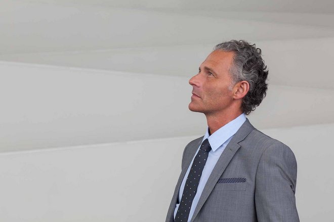 Führung im Umbruch, Topmanager denkt über Restrukturierungen nach